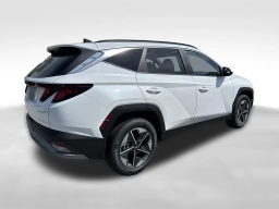Hyundai Tucson Hybrid SEL AWD 2026