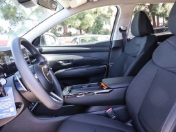 Hyundai Tucson Hybrid SEL AWD 2026