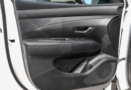 Hyundai Tucson Hybrid SEL AWD 2026