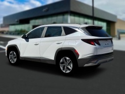 Hyundai Tucson Hybrid SEL AWD 2026