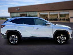 Hyundai Tucson Hybrid SEL AWD 2026
