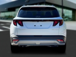 Hyundai Tucson Hybrid SEL AWD 2026