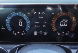 Hyundai Tucson Plug-In Hybrid SEL AWD 2026