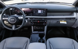 Hyundai Tucson Hybrid Limited AWD 2026