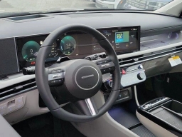 Hyundai Tucson Hybrid Limited AWD 2026