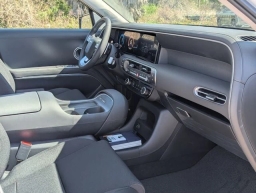 Hyundai Palisade SE FWD 2026
