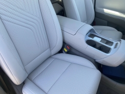 Hyundai Palisade Hybrid Blue SEL Premium 7P FWD 2026