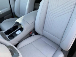 Hyundai Palisade Hybrid Blue SEL 7P FWD 2026