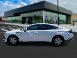 Hyundai Sonata SE FWD 2026