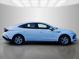 Hyundai Sonata SE FWD 2025
