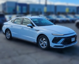 Hyundai Sonata SE FWD 2025