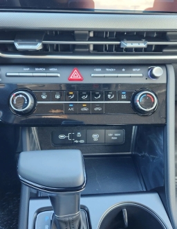 Hyundai Sonata SE FWD 2025
