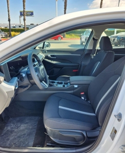 Hyundai Sonata SE FWD 2025