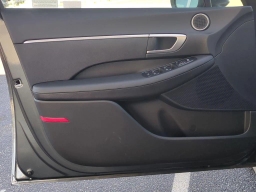 Hyundai Sonata SE FWD 2025