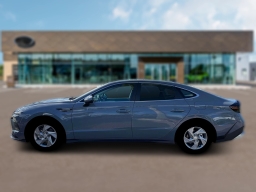 Hyundai Sonata SE FWD 2026