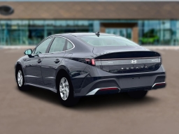 Hyundai Sonata SE FWD 2026