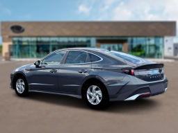 Hyundai Sonata SE FWD 2026