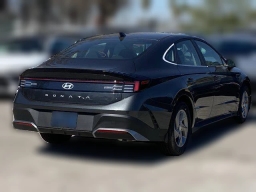 Hyundai Sonata SE FWD 2026