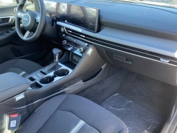 Hyundai Sonata SE FWD 2026