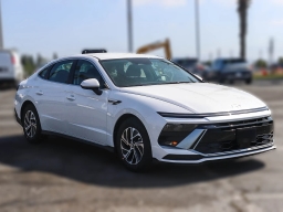 Hyundai Sonata Hybrid Blue FWD 2026
