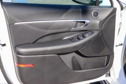 Hyundai Sonata Hybrid Blue FWD 2026