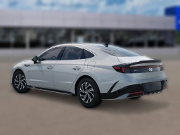 Hyundai Sonata Hybrid Blue FWD 2026