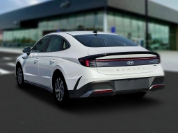 Hyundai Sonata Hybrid Blue FWD 2026