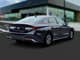 Hyundai Sonata Hybrid Blue FWD 2026