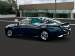 Hyundai Sonata Hybrid SEL FWD 2025