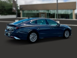 Hyundai Sonata Hybrid SEL FWD 2025