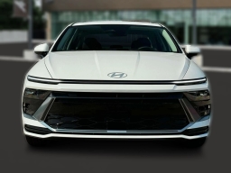 Hyundai Sonata Hybrid SEL FWD 2025