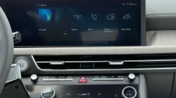 Hyundai Sonata Hybrid SEL FWD 2025