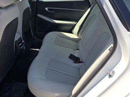 Hyundai Sonata Hybrid SEL FWD 2026