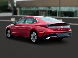 Hyundai Sonata Hybrid SEL FWD 2025