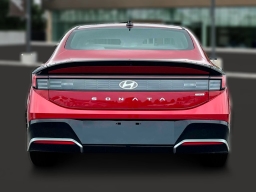 Hyundai Sonata Hybrid SEL FWD 2025