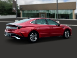 Hyundai Sonata Hybrid SEL FWD 2025