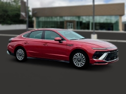 Hyundai Sonata Hybrid SEL FWD 2025