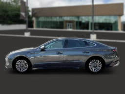 Hyundai Sonata Hybrid SEL FWD 2026