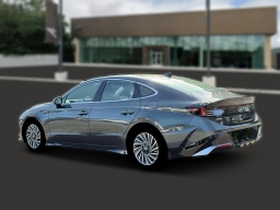 Hyundai Sonata Hybrid SEL FWD 2026