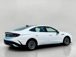 Hyundai Sonata Hybrid Limited FWD 2025