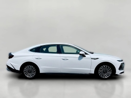 Hyundai Sonata Hybrid Limited FWD 2025