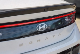 Hyundai Sonata SEL Sport FWD 2026