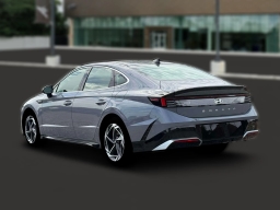 Hyundai Sonata SEL Sport FWD 2026
