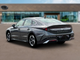 Hyundai Sonata SEL Sport FWD 2026
