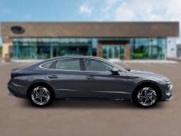 Hyundai Sonata SEL Sport FWD 2026