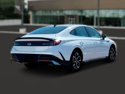 Hyundai Sonata SEL FWD 2025