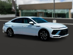 Hyundai Sonata SEL FWD 2025
