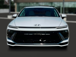 Hyundai Sonata SEL FWD 2025