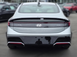 Hyundai Sonata SEL FWD 2025