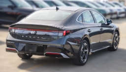 Hyundai Sonata SEL Sport FWD 2026